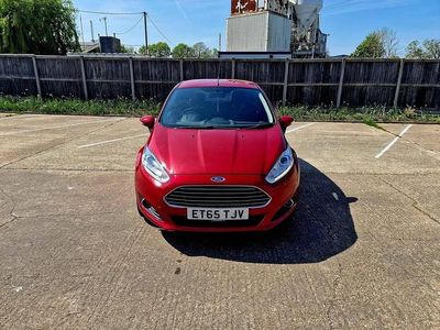 Used Ford Fiesta Zetec 2016 Red Hatchback