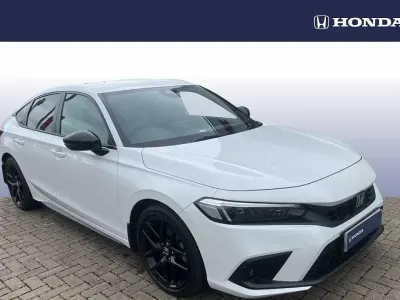 Begagnad Honda Civic Sport 143 HK (105 kW) 2025 Vit