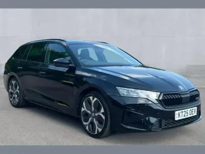 Used Skoda Octavia vRS 265 HP (194 kW) 2025 Black magic Estate
