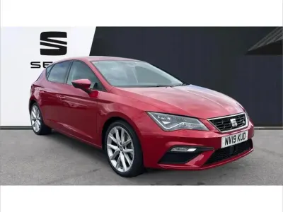 Usata Seat Leon FR Sport 150 CV (110 kW) 2019 Rosso Utilitaria
