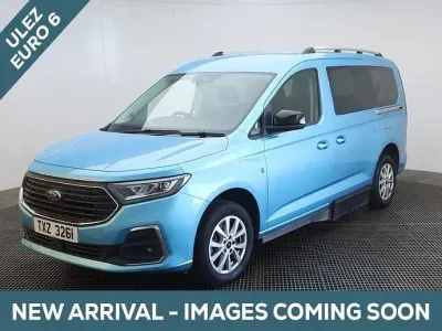 Used Ford Grand Tourneo Connect Titanium 114 HP (83 kW) 2024 Blue MPV