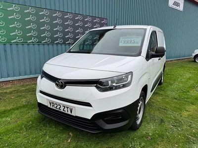 White Used 2022 Toyota Proace Active MPV | £8,879 (Good price)