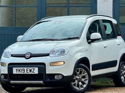 Used Fiat Panda 4x4 86 HP (63 kW) 2019 White Hatchback
