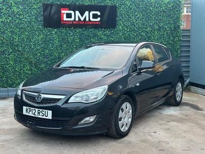 Black Used 2012 Vauxhall Astra S Hatchback | £2,395 (Fair price)