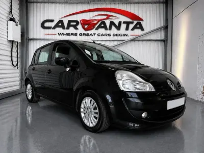 Usado Renault Grand Modus Dynamique 88 CV (64 kW) 2011 Negro Monovolumen