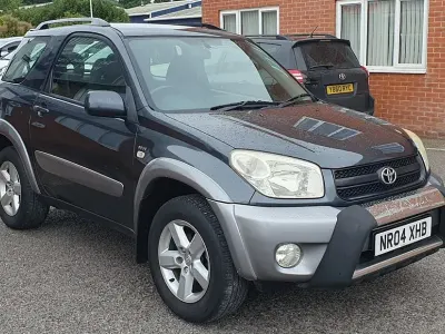 Used Toyota RAV4 2004 Grey SUV