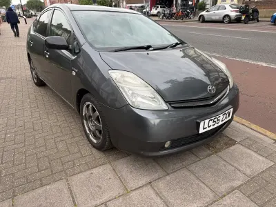 Used Toyota Prius 2006 Grey Hatchback