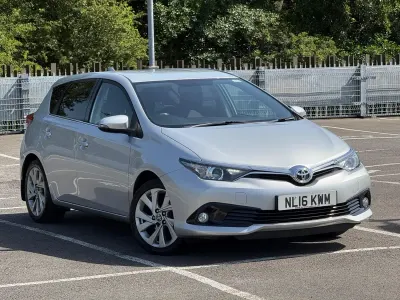 Used Toyota Auris