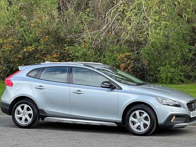 Used Volvo V40 CC SE 190 HP (139 kW) 2016 Estate