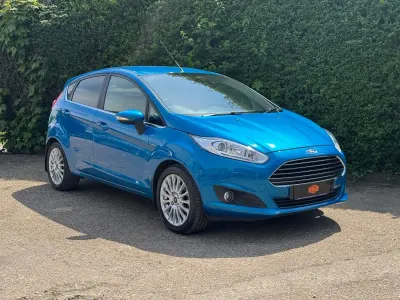 Usado Ford Fiesta Titanium 2014 Azul Citadino