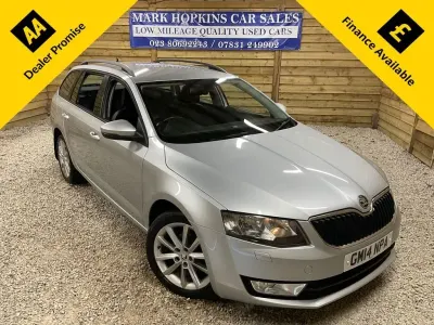 Used Skoda Octavia Elegance 105 HP (77 kW) 2014 Silver Estate