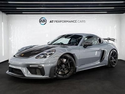 Porsche Cayman GT4