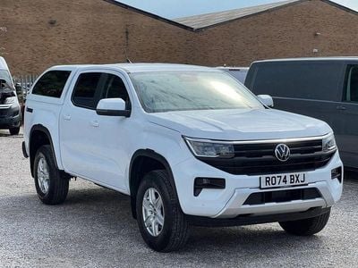 White Used 2024 VW Amarok Life Pickup | £27,995 (Super price)