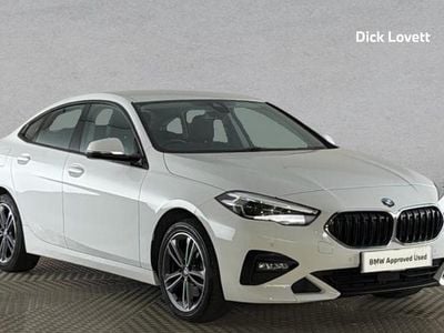 Begagnad BMW 218 Sport Line 134 HK (98 kW) 2022 Vit Sportkupé