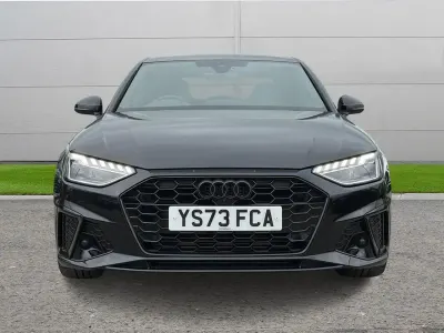 Używany Audi A4 Black Edition 201 KM (147 kW) 2023 Czarny Sedan/Limuzyna