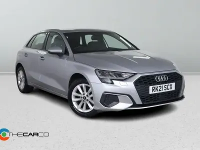 Begagnad Audi A3 Sportback Comfort 110 HK (80 kW) 2021 Silver Halvkombi