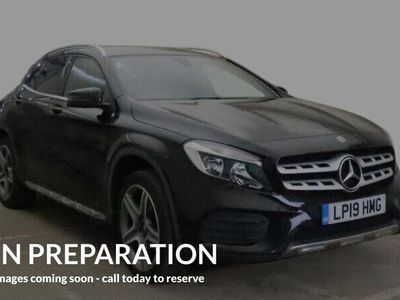 Mercedes GLA200