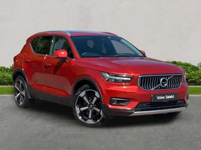 Used Volvo XC40 Inscription 262 HP (192 kW) 2021 Red SUV