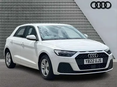 Used Audi A1 Design 108 HP (79 kW) 2022 White SUV