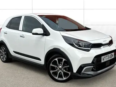 Used Kia Picanto X-Line 67 HP (49 kW) 2023 White Hatchback