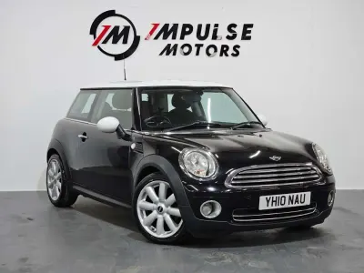 Używany Mini Cooper Hatch 2010 Czarny Hatchback