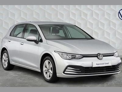 Used VW Golf VIII Life 147 HP (108 kW) 2023 Silver Hatchback