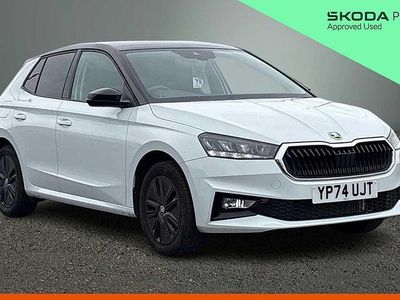 Used Skoda Fabia Design Edition 85 HP (62 kW) 2025 Moon white metallic black magic pearl effect Hatchback