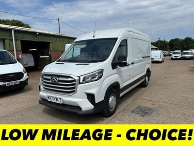 Maxus V90