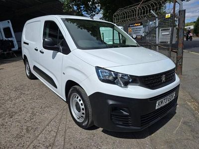 Used Peugeot Partner Premium 2023 White MPV