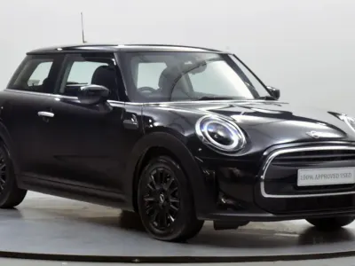 Used Mini Cooper Classic 134 HP (98 kW) 2023 Black Hatchback
