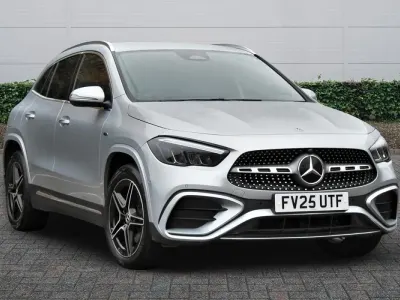 Usado Mercedes GLA250 Executive 2025 Prateado SUV