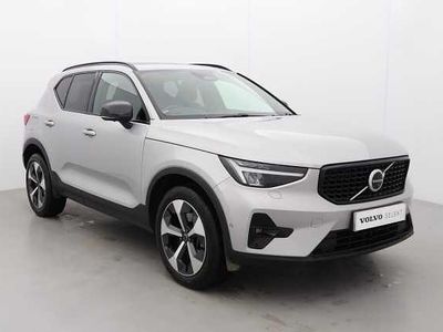 Usado Volvo XC40 Ultimate 194 HP (142 kW) 2023 SUV