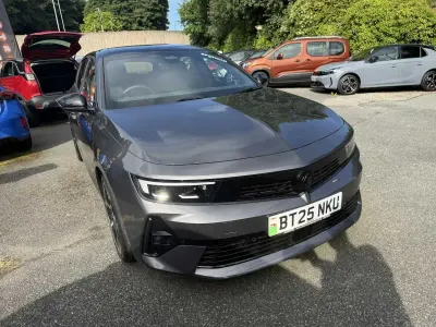 Used Vauxhall Astra Ultimate 128 HP (94 kW) 2025 Grey Hatchback