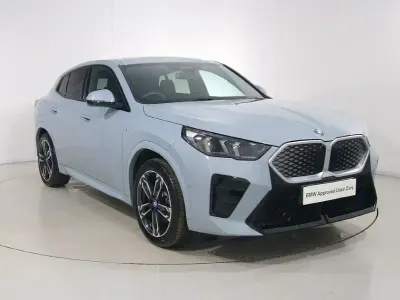 Usado BMW iX2 M Sport 227 kW (309 HP) 2024 Cinzento SUV
