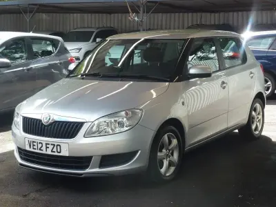 Used Skoda Fabia SE 69 HP (50 kW) 2012 Silver Hatchback