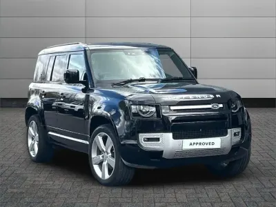 Używany Land Rover Defender 245 KM (180 kW) 2024 Czarny SUV
