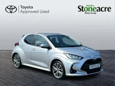 Used Toyota Yaris 113 HP (83 kW) 2023 Silver Hatchback