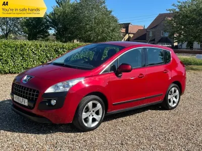 Used Peugeot 3008 Sport 112 HP (82 kW) 2011 Red Estate