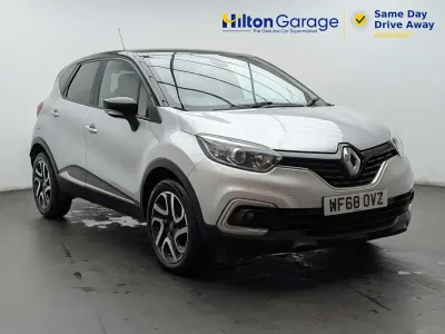 Usado Renault Captur Iconic 90 HP (66 kW) 2018 Preto SUV