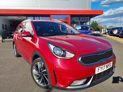 Used Kia Niro 139 HP (102 kW) 2017 Red SUV