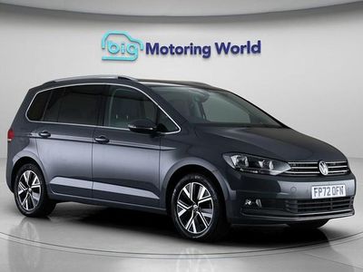 Used VW Touran SEL 148 HP (108 kW) 2023 Grey MPV