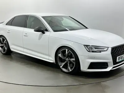 Used Audi A4 354 HP (260 kW) 2018 White Sedan