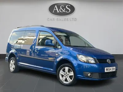 Begagnad VW Caddy Maxi Life 102 HK (75 kW) 2015 Blå Minibuss