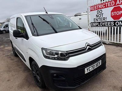 Used Citroën Berlingo 100 HP (73 kW) 2020 White MPV