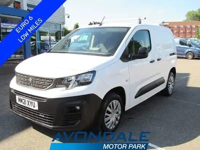 Used Peugeot Partner 2021 White MPV