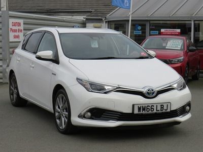 Toyota Auris Hybrid