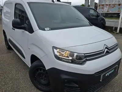 Used Citroën Berlingo 102 HP (75 kW) 2020 White MPV