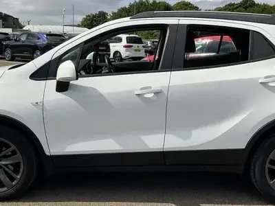 Used Vauxhall Mokka X Design Edition 140 HP (102 kW) 2017 White SUV