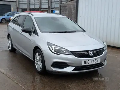 Used Vauxhall Astra Business Edition 130 HP (95 kW) 2022 Silver Estate