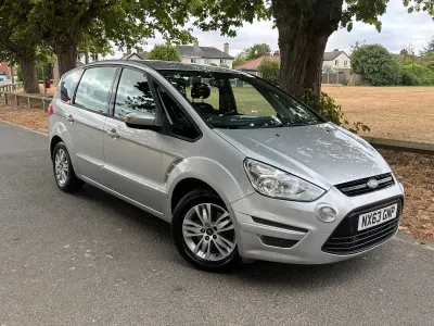 Used Ford S-MAX Zetec 115 HP (84 kW) 2013 Silver MPV